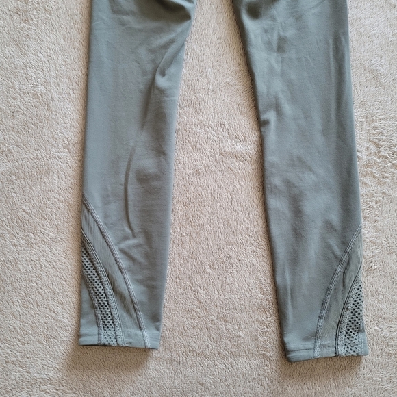 Lululemon Bootcamp Ready Tight 25" Grey Sage size 2 - Picture 9 of 14